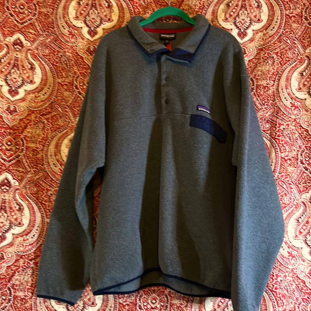 Men's/Women's sz XL Patagonia fleece pullover